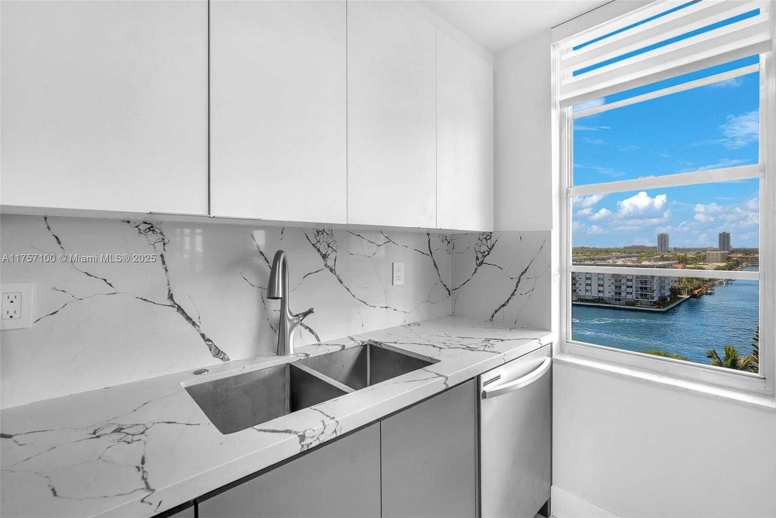 Small Image of 301 174TH ST #919, Sunny Isles Beach Number 12