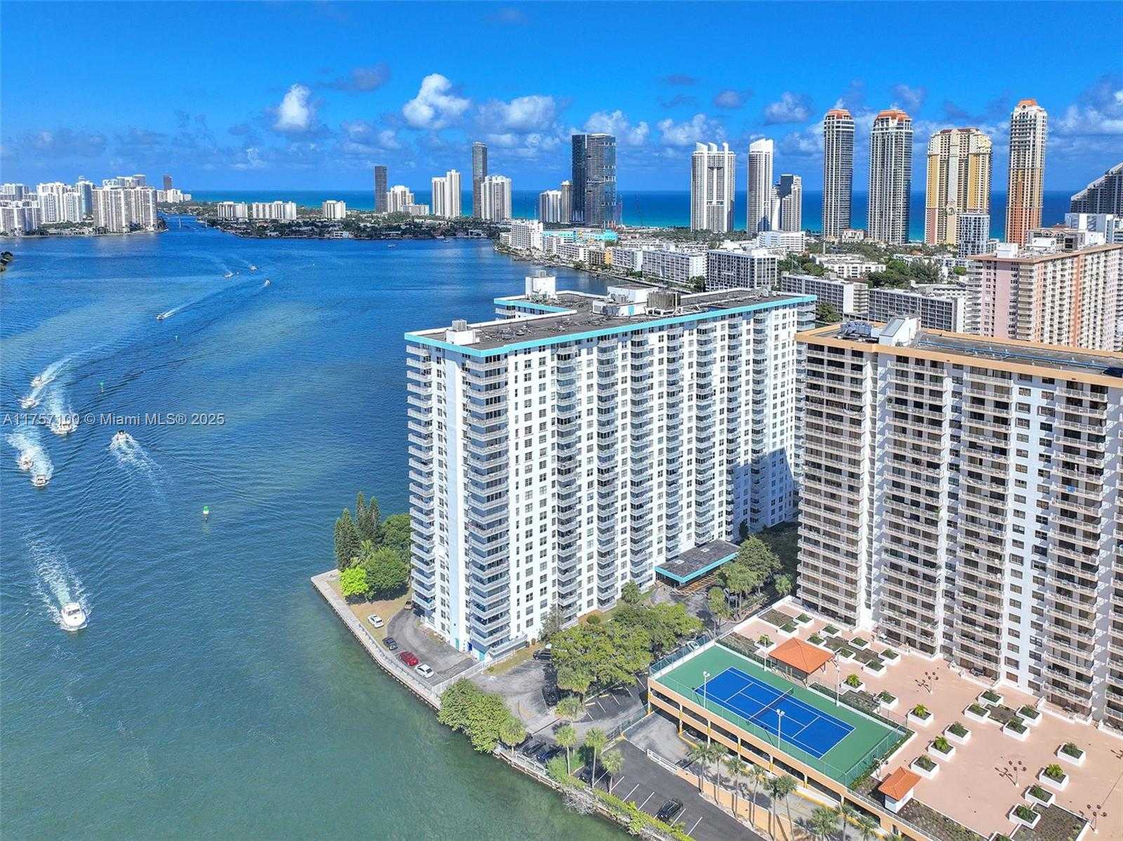 Small Image of 301 174TH ST #919, Sunny Isles Beach Number 2