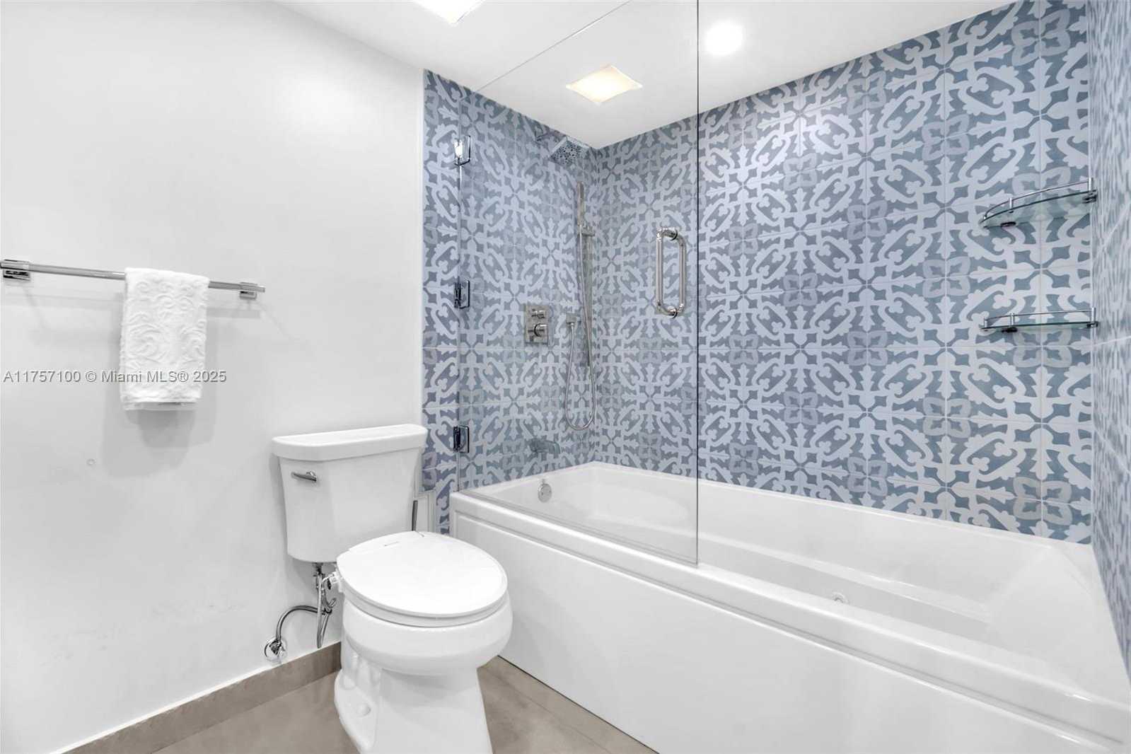 Small Image of 301 174TH ST #919, Sunny Isles Beach Number 20