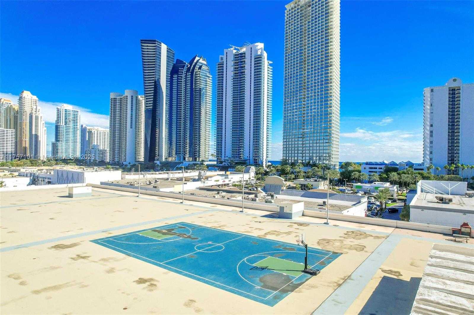 Small Image of 17011 NORTH BAY RD #215, Sunny Isles Beach Number 23