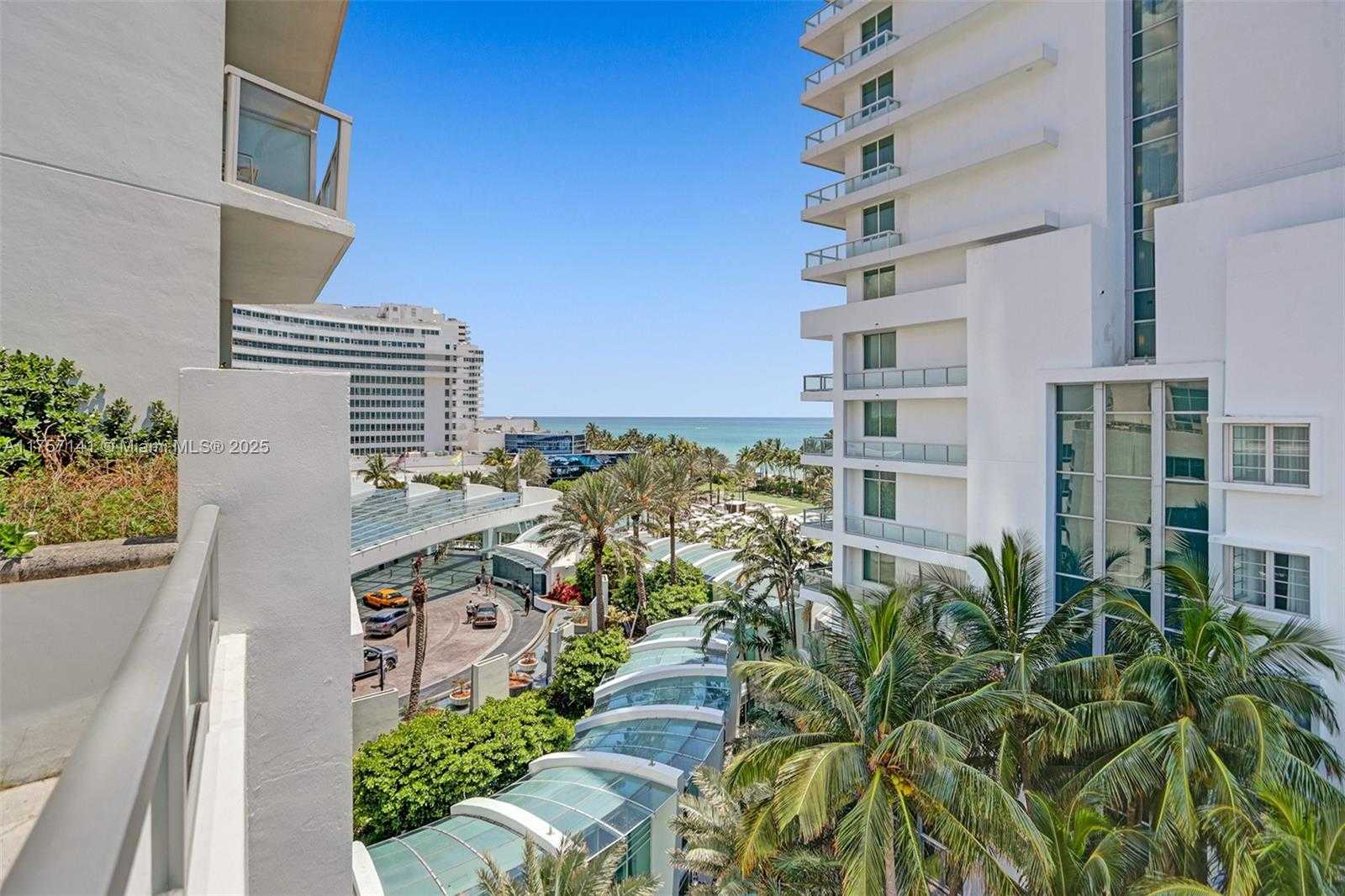 Small Image of 4401 COLLINS AVE #702/704, Miami Beach Number 27