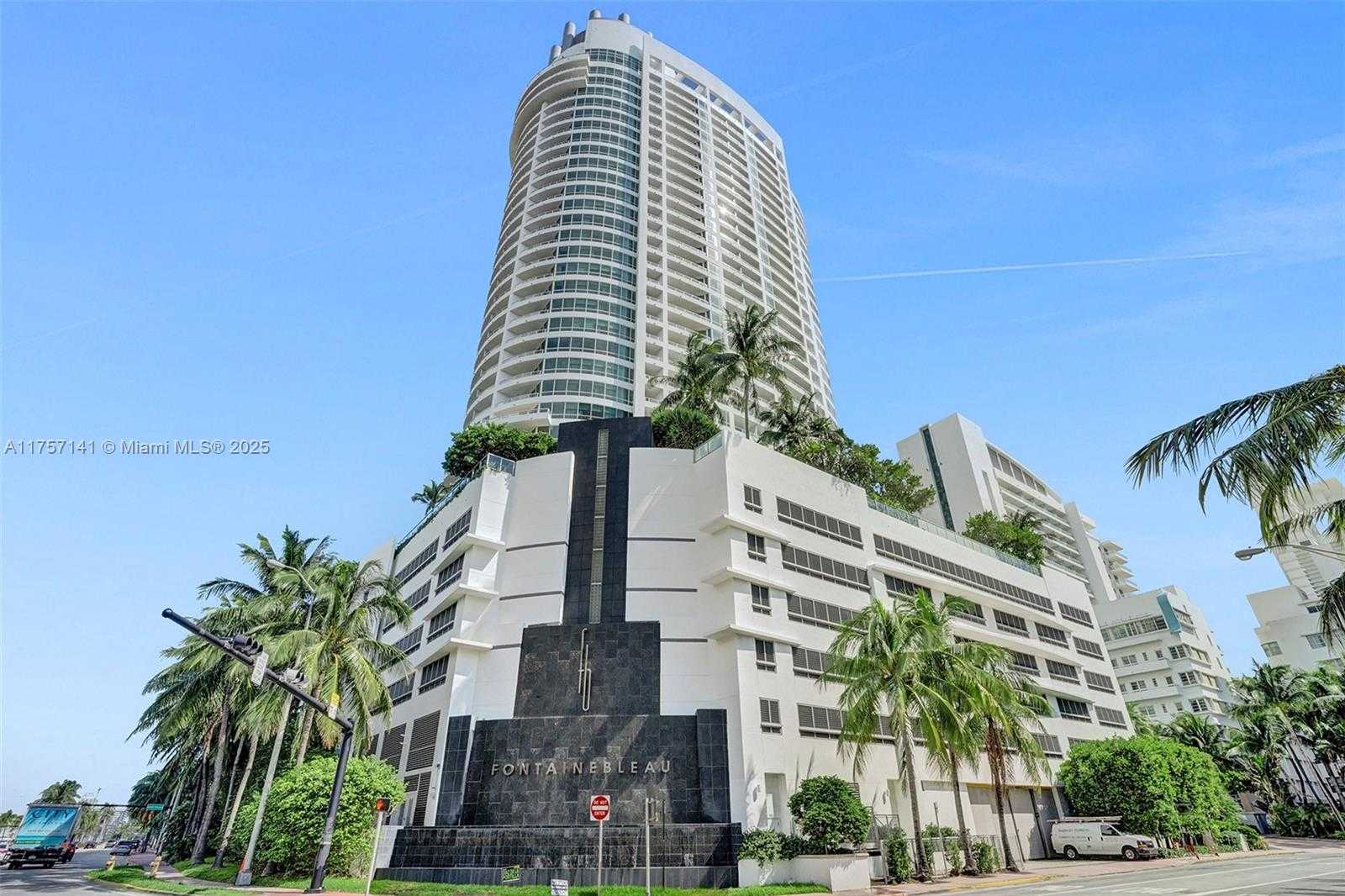 Small Image of 4401 COLLINS AVE #702/704, Miami Beach Number 36