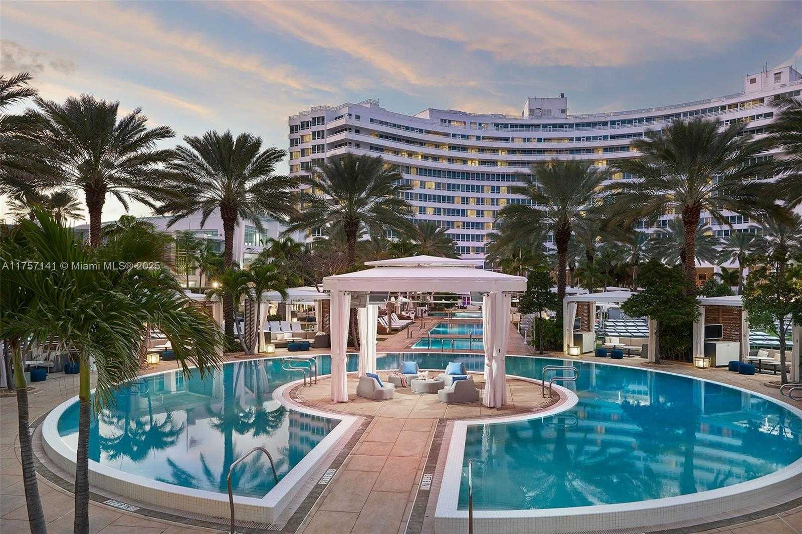 Small Image of 4401 COLLINS AVE #702/704, Miami Beach Number 38
