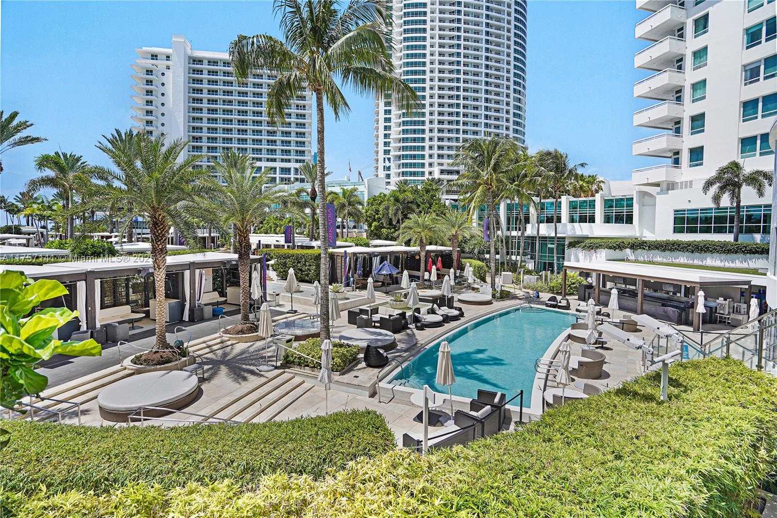 Small Image of 4401 COLLINS AVE #702/704, Miami Beach Number 39