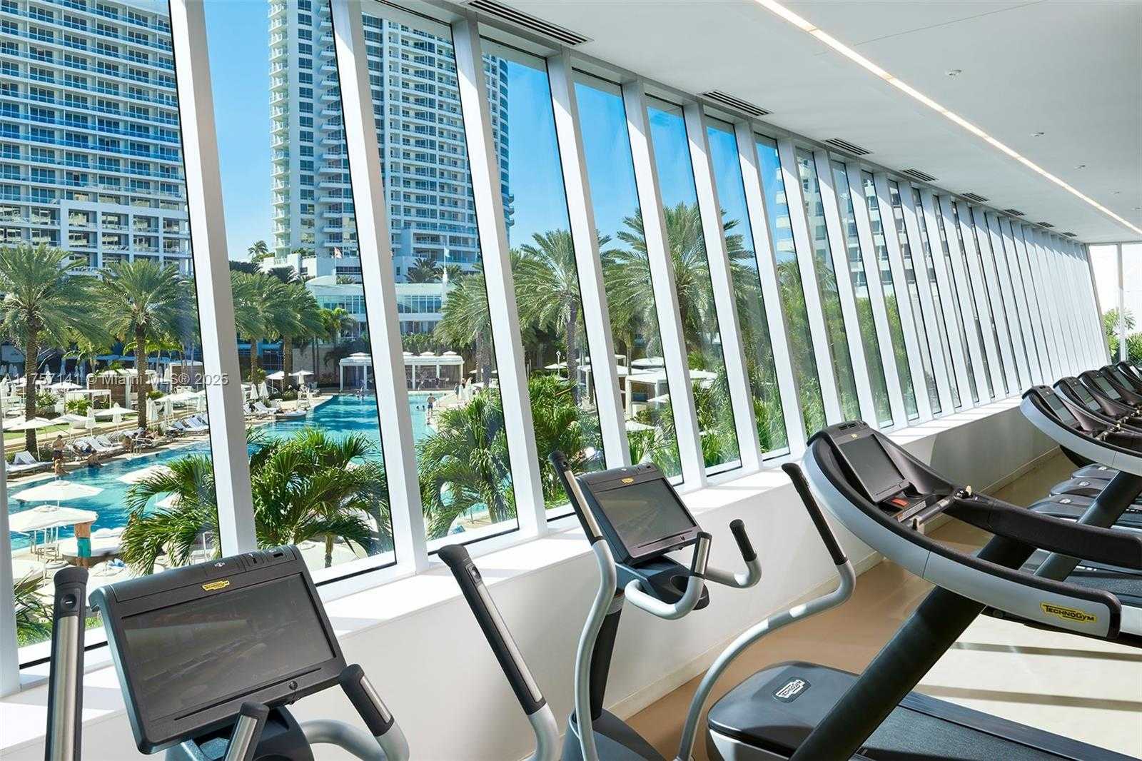 Small Image of 4401 COLLINS AVE #702/704, Miami Beach Number 45