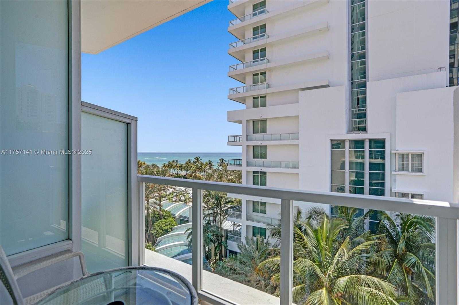 Small Image of 4401 COLLINS AVE #702/704, Miami Beach Number 5