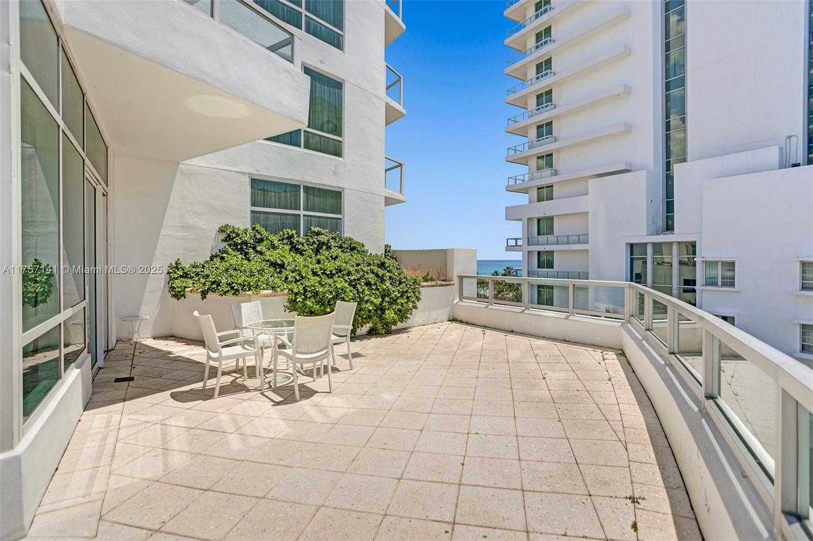 Small Image of 4401 COLLINS AVE #702/704, Miami Beach Number 6