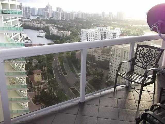 Small Image of 20185 EAST COUNTRY CLUB DR #TS-3, Aventura Number 7