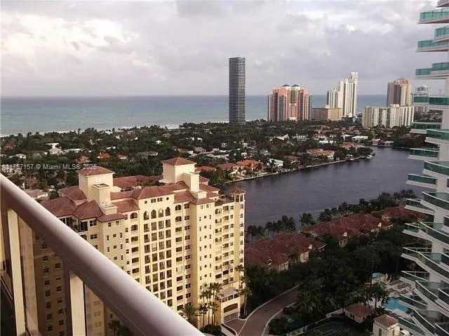Small Image of 20185 EAST COUNTRY CLUB DR #TS-3, Aventura Number 9