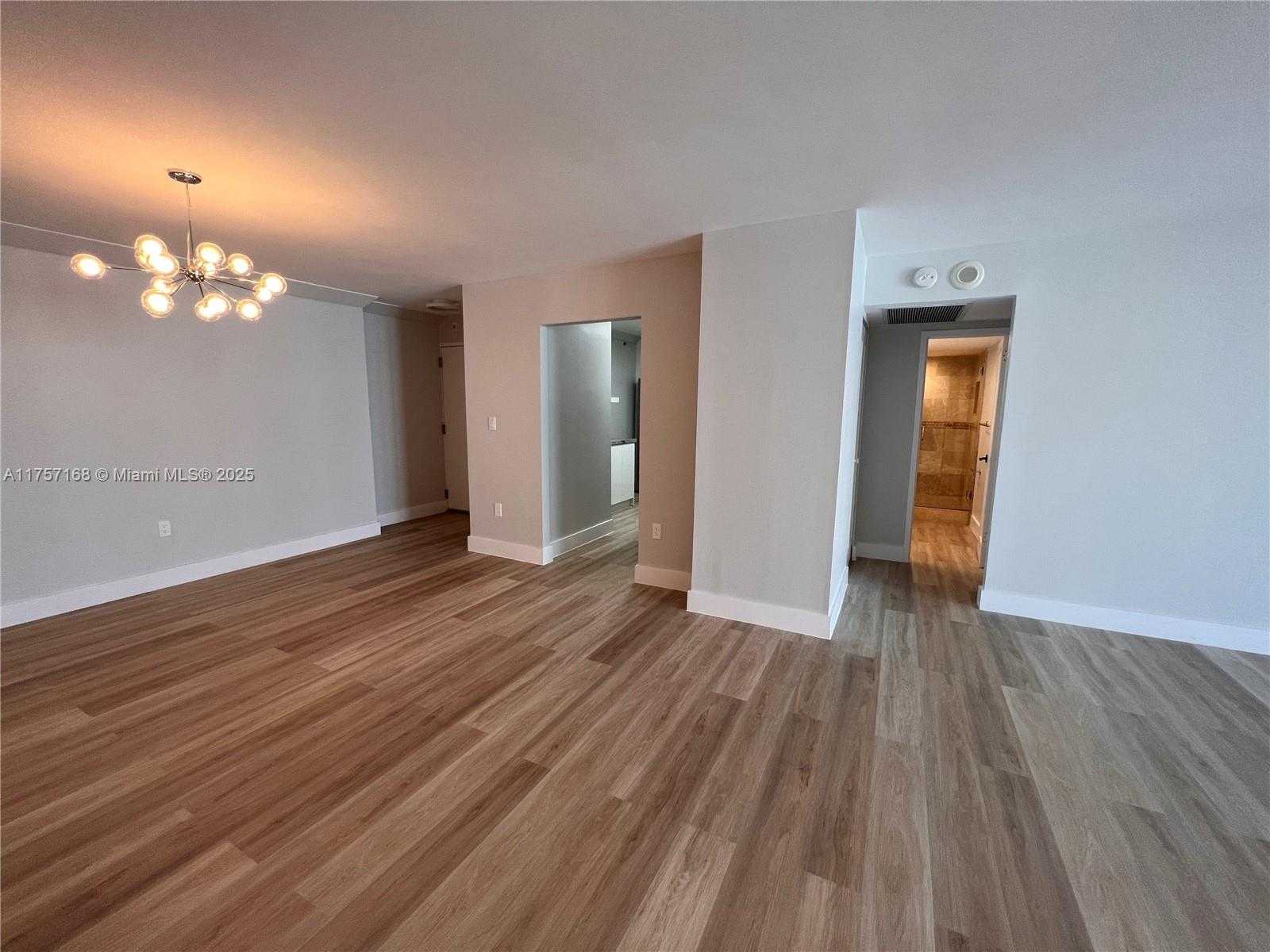 Small Image of 5701 COLLINS AVE #1215, Miami Beach Number 13