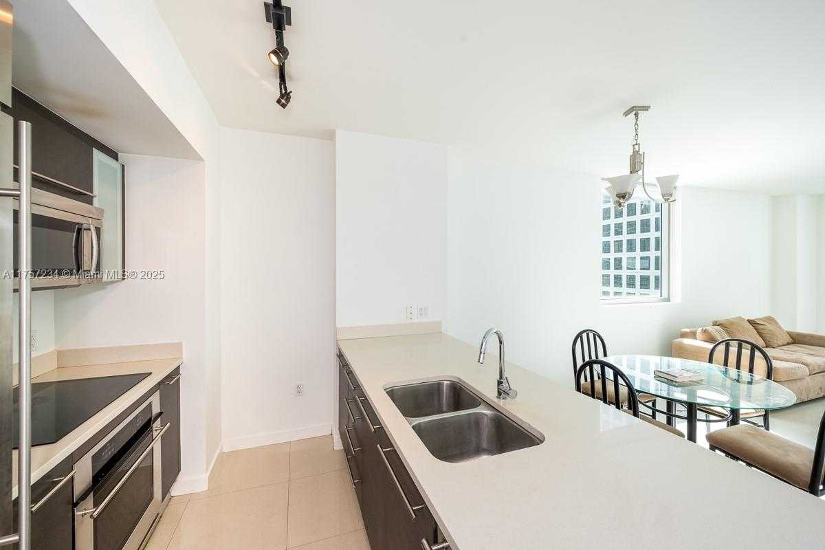 Small Image of 55 SOUTH EAST 6TH ST #2210, Miami Number 17