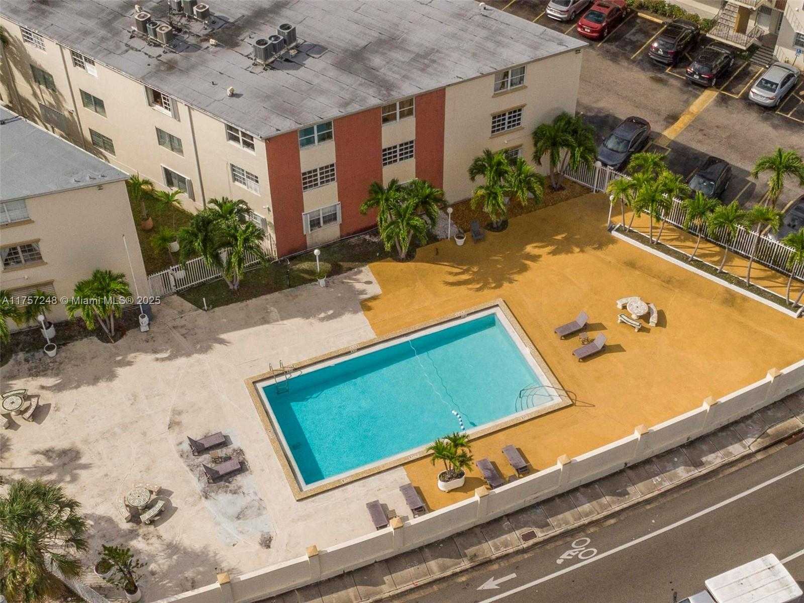 Small Image of 1800 79TH ST CSWY #A101, North Bay Village Number 35