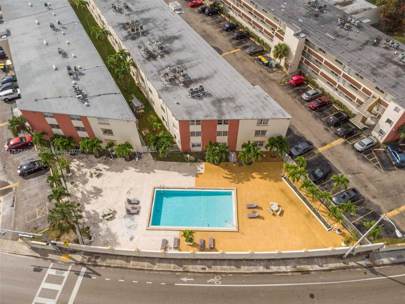 Small Image of 1800 79TH ST CSWY #A101, North Bay Village Number 36