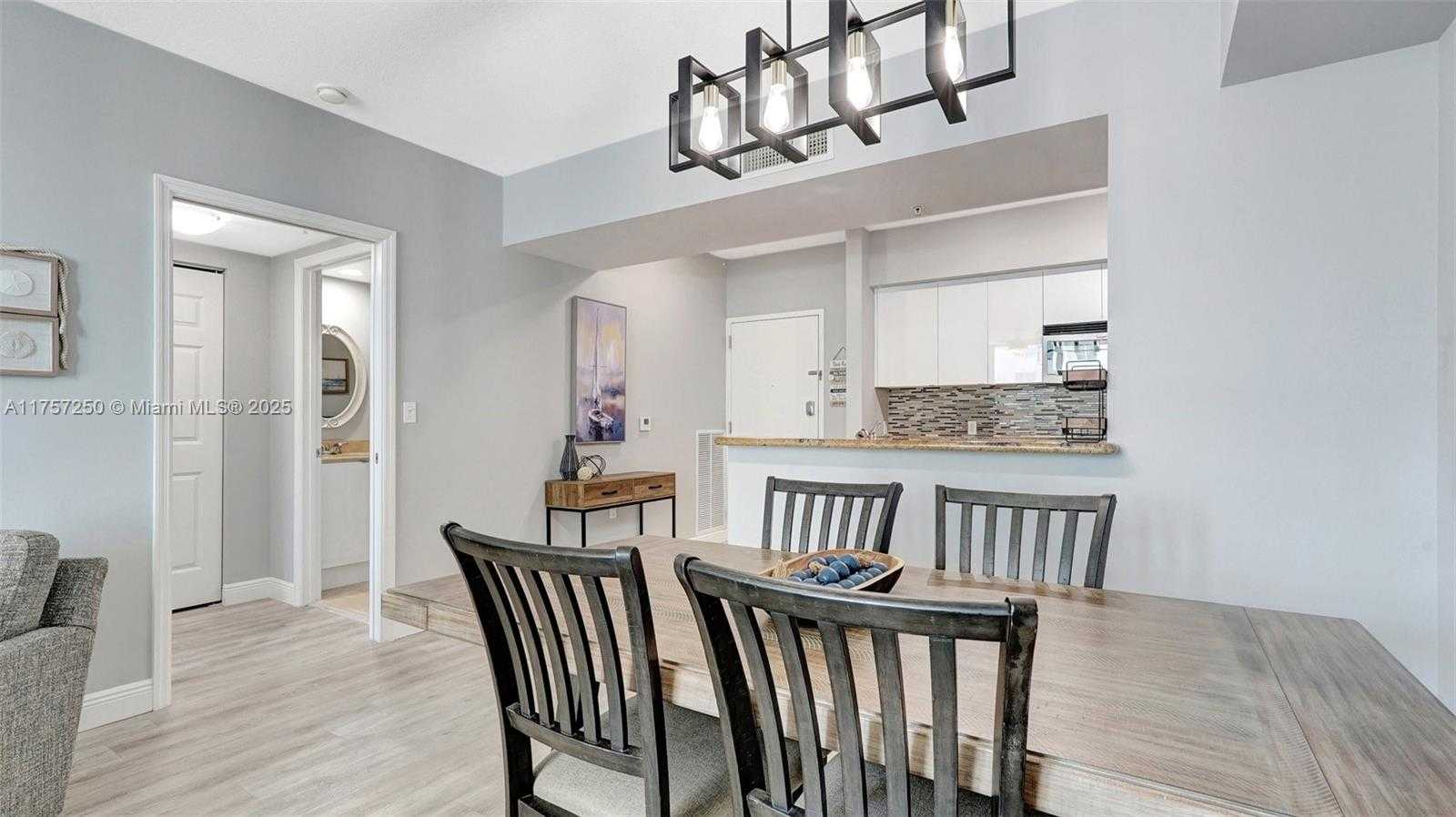 Small Image of 1745 EAST HALLANDALE BEACH BLVD #905W, Hallandale Beach Number 15