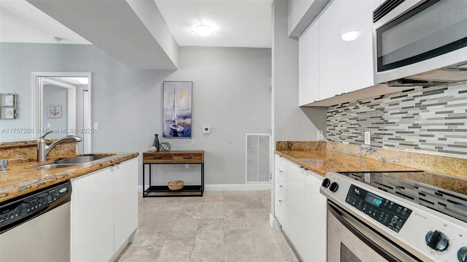 Small Image of 1745 EAST HALLANDALE BEACH BLVD #905W, Hallandale Beach Number 18