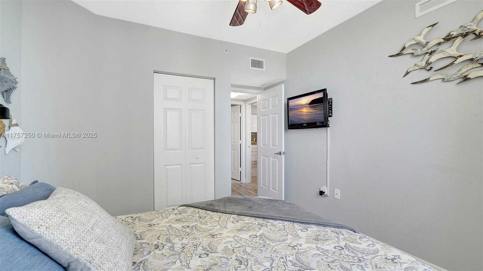 Small Image of 1745 EAST HALLANDALE BEACH BLVD #905W, Hallandale Beach Number 27