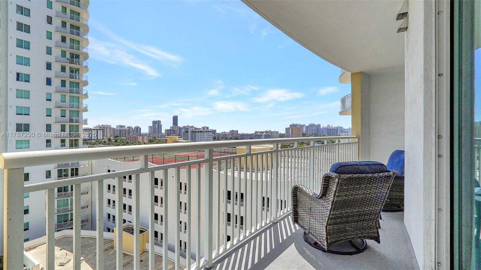 Small Image of 1745 EAST HALLANDALE BEACH BLVD #905W, Hallandale Beach Number 8
