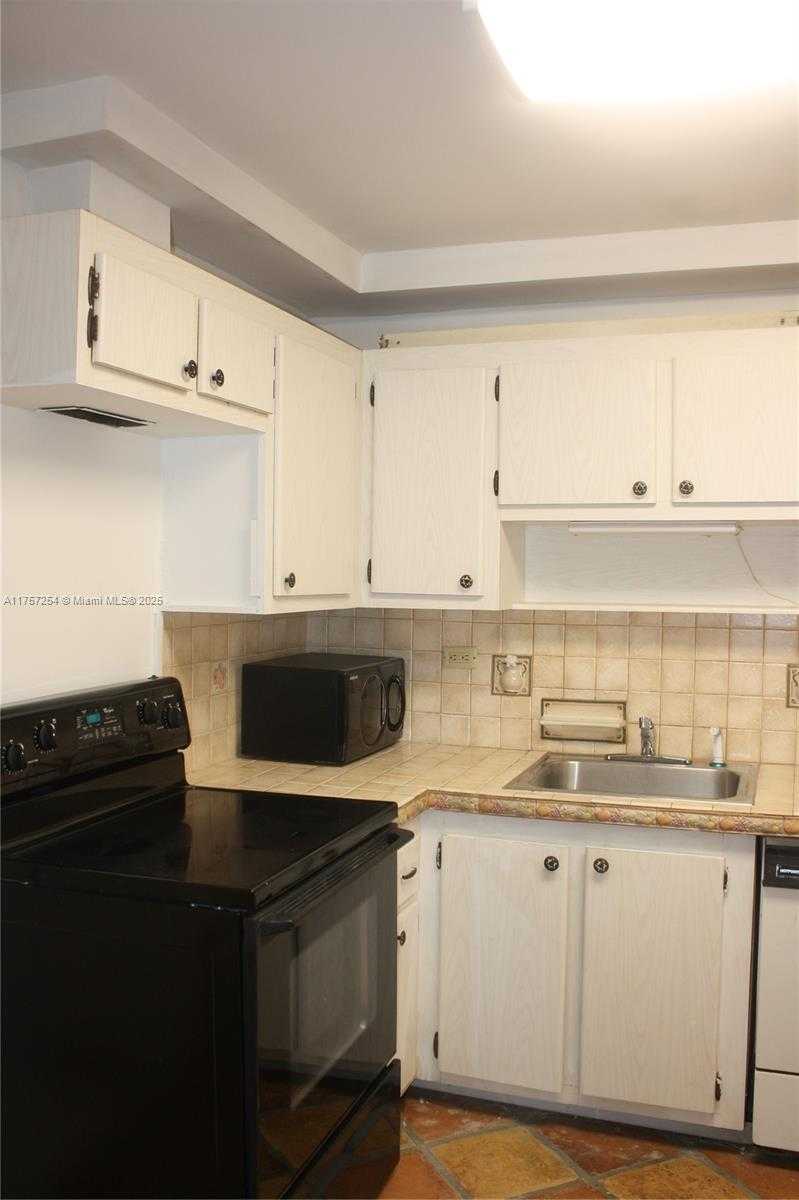 Small Image of 250 174TH ST #1809, Sunny Isles Beach Number 17