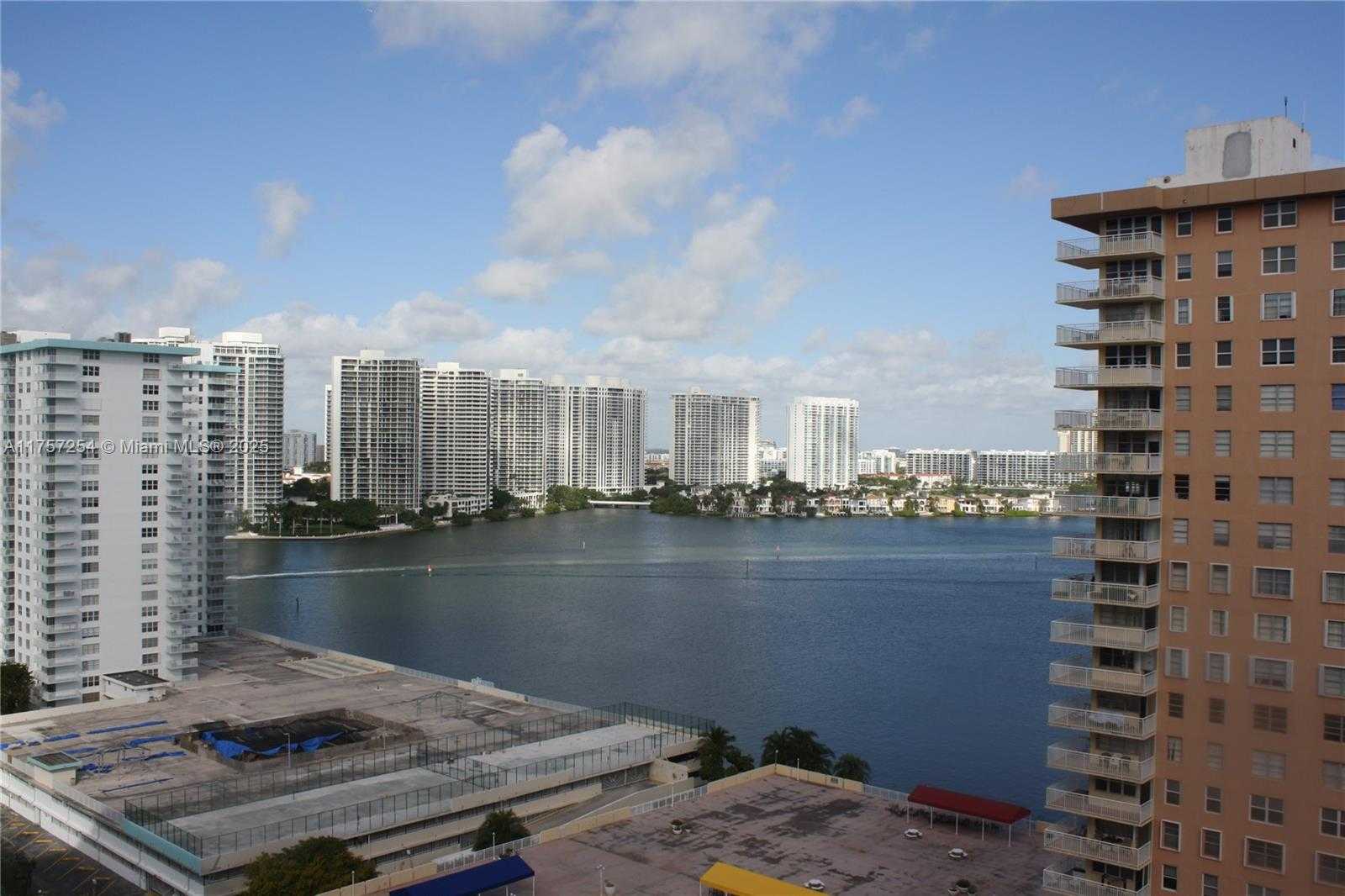 Small Image of 250 174TH ST #1809, Sunny Isles Beach Number 18