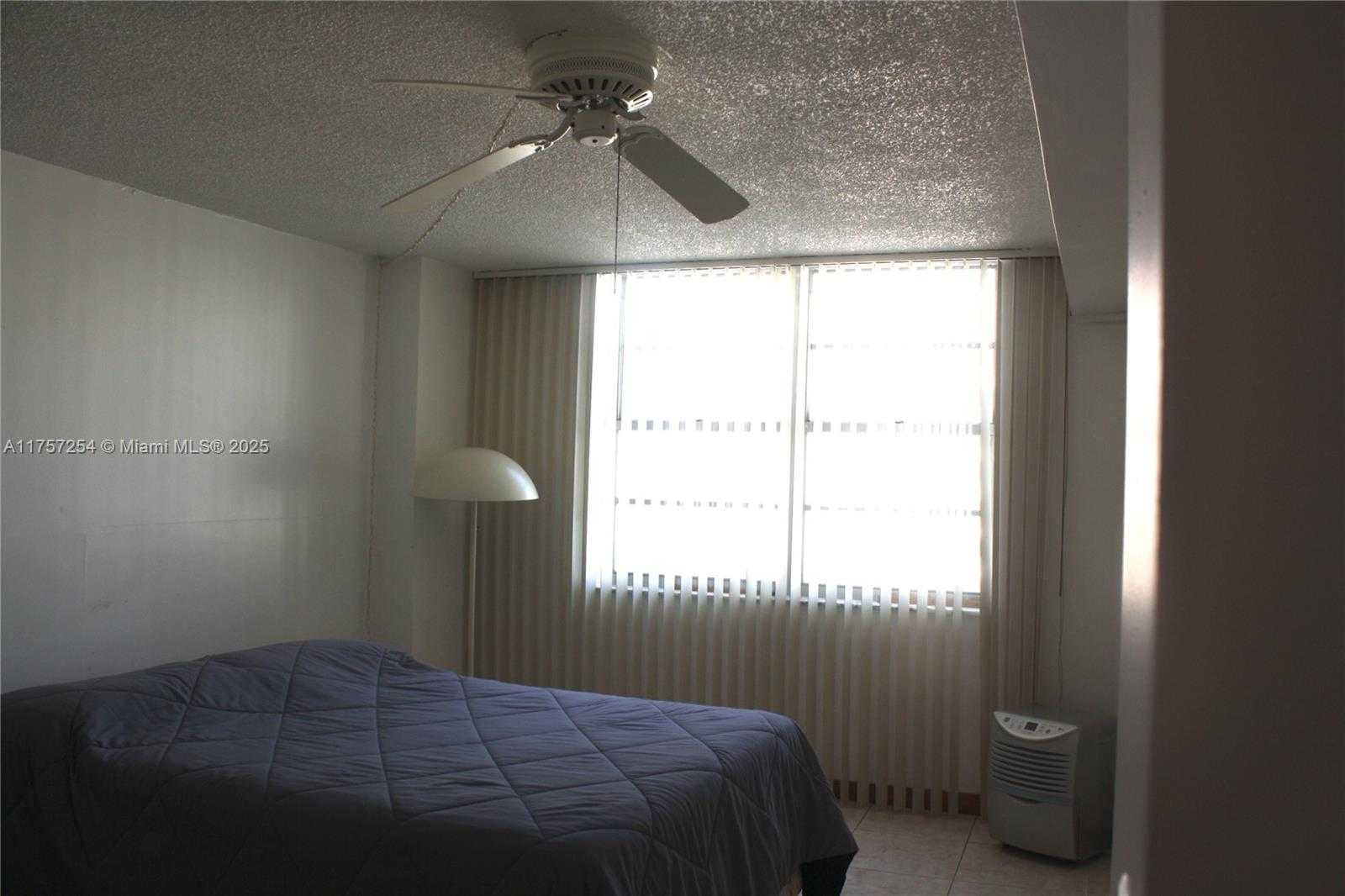 Small Image of 250 174TH ST #1809, Sunny Isles Beach Number 41