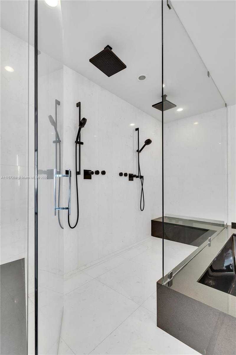 Small Image of 18555 COLLINS AVE #3205, Sunny Isles Beach Number 12