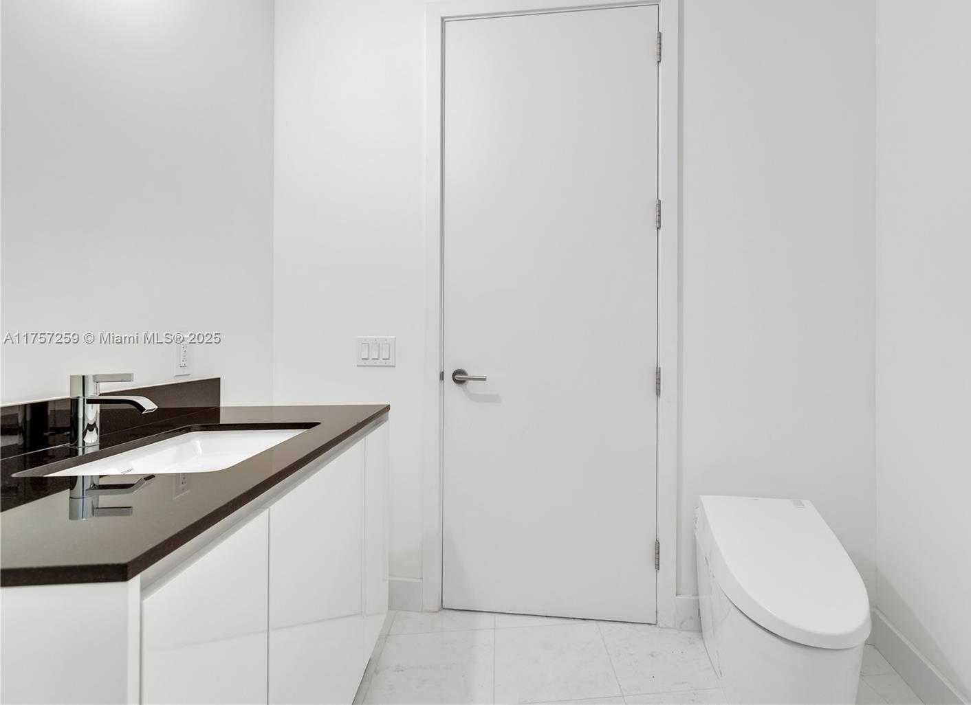 Small Image of 18555 COLLINS AVE #3205, Sunny Isles Beach Number 16