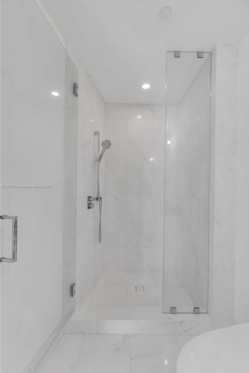 Small Image of 18555 COLLINS AVE #3205, Sunny Isles Beach Number 28