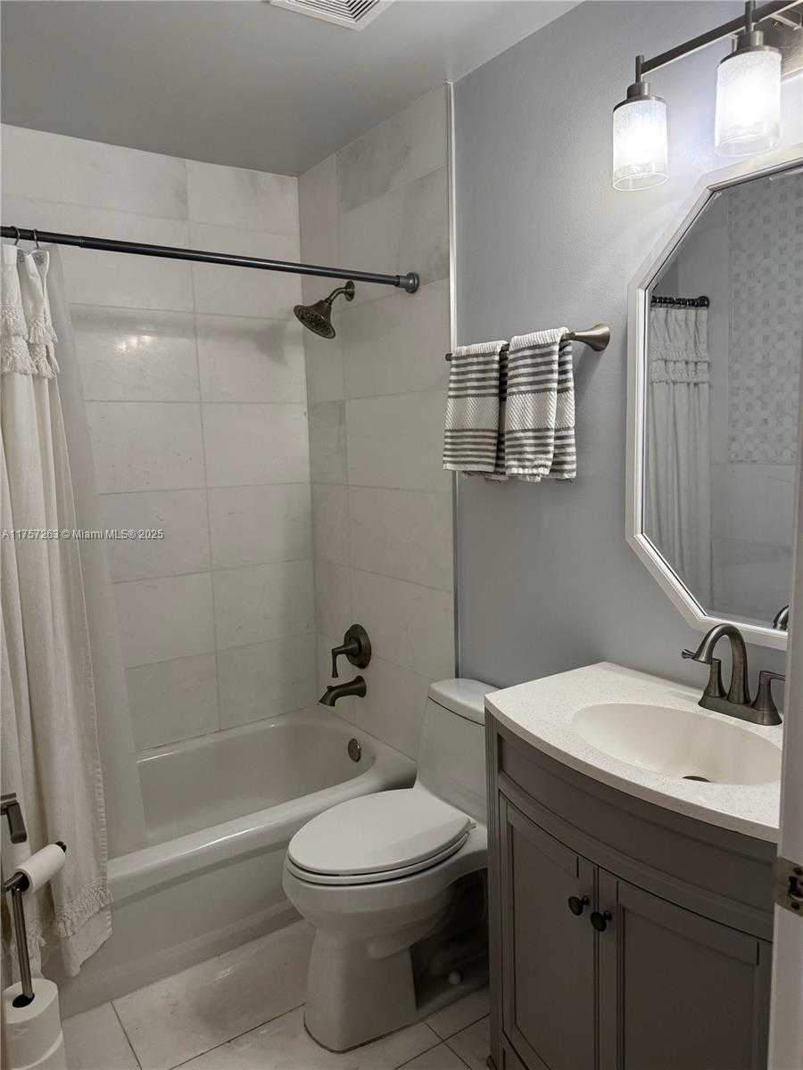 Small Image of 1674 ORION LN, Weston Number 12