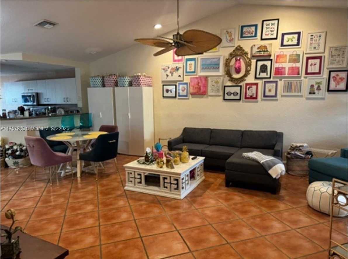 Small Image of 1674 ORION LN, Weston Number 14