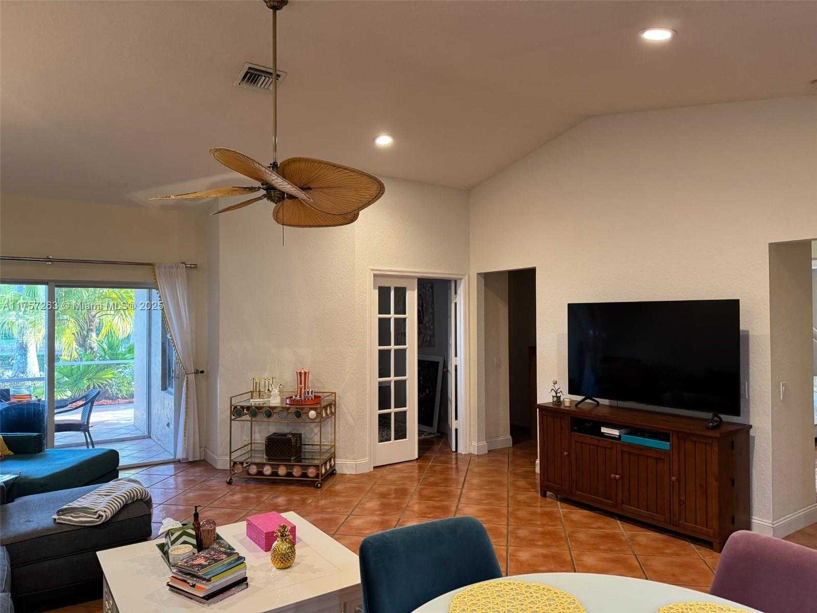 Small Image of 1674 ORION LN, Weston Number 22