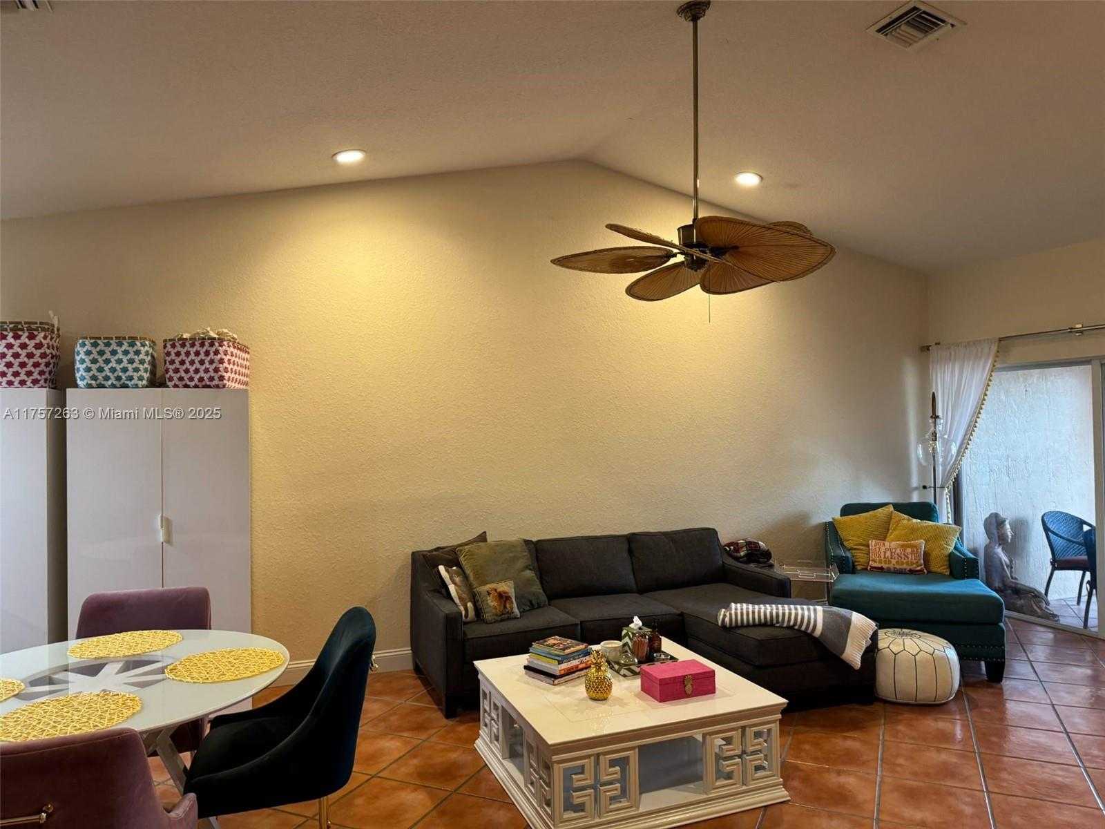 Small Image of 1674 ORION LN, Weston Number 23