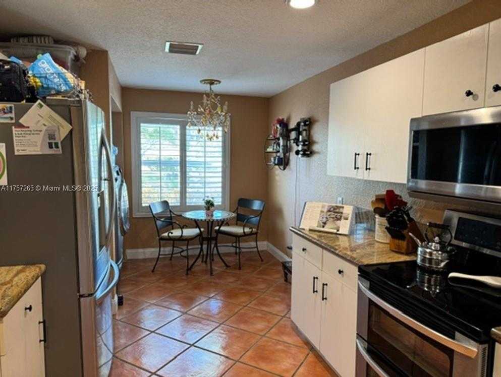 Small Image of 1674 ORION LN, Weston Number 28