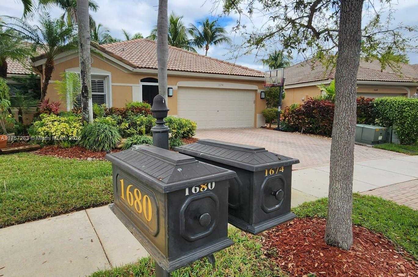 Small Image of 1674 ORION LN, Weston Number 8