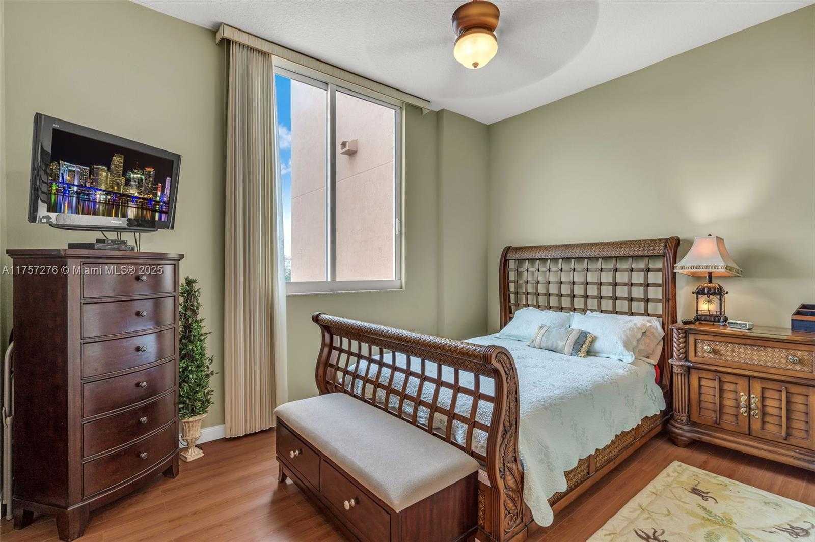 Small Image of 2775 NORTH EAST 187TH ST #PH6, Aventura Number 16