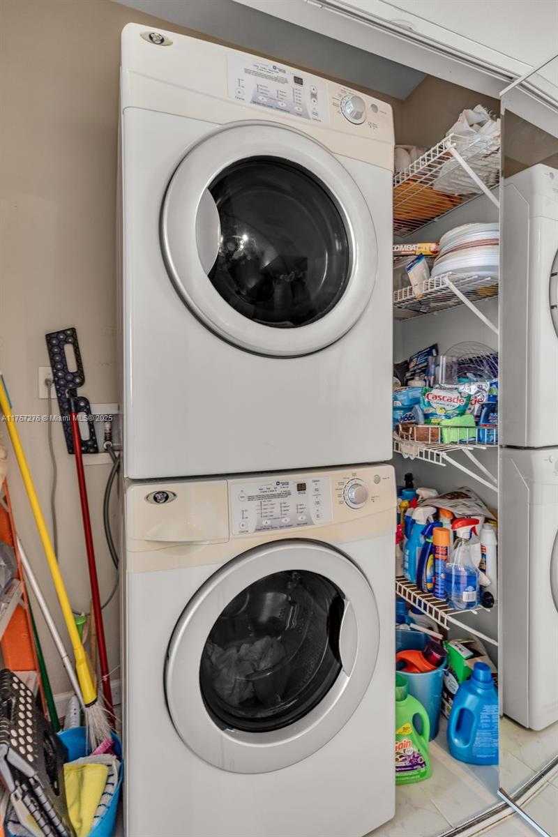 Small Image of 2775 NORTH EAST 187TH ST #PH6, Aventura Number 19