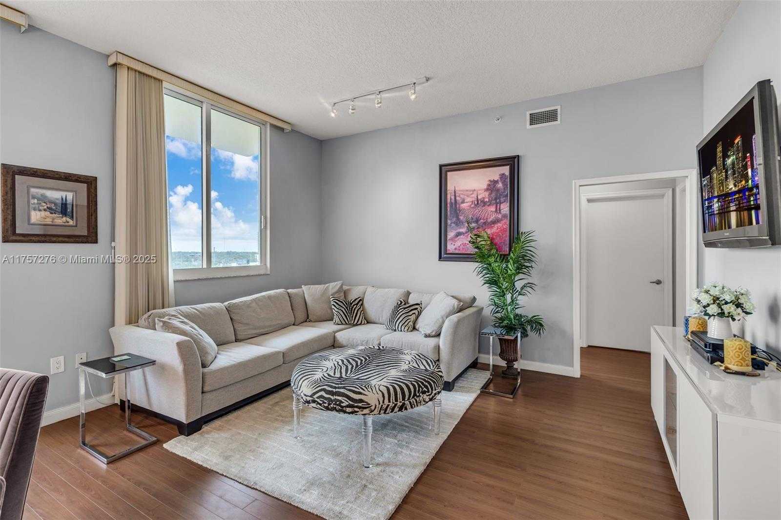 Small Image of 2775 NORTH EAST 187TH ST #PH6, Aventura Number 2