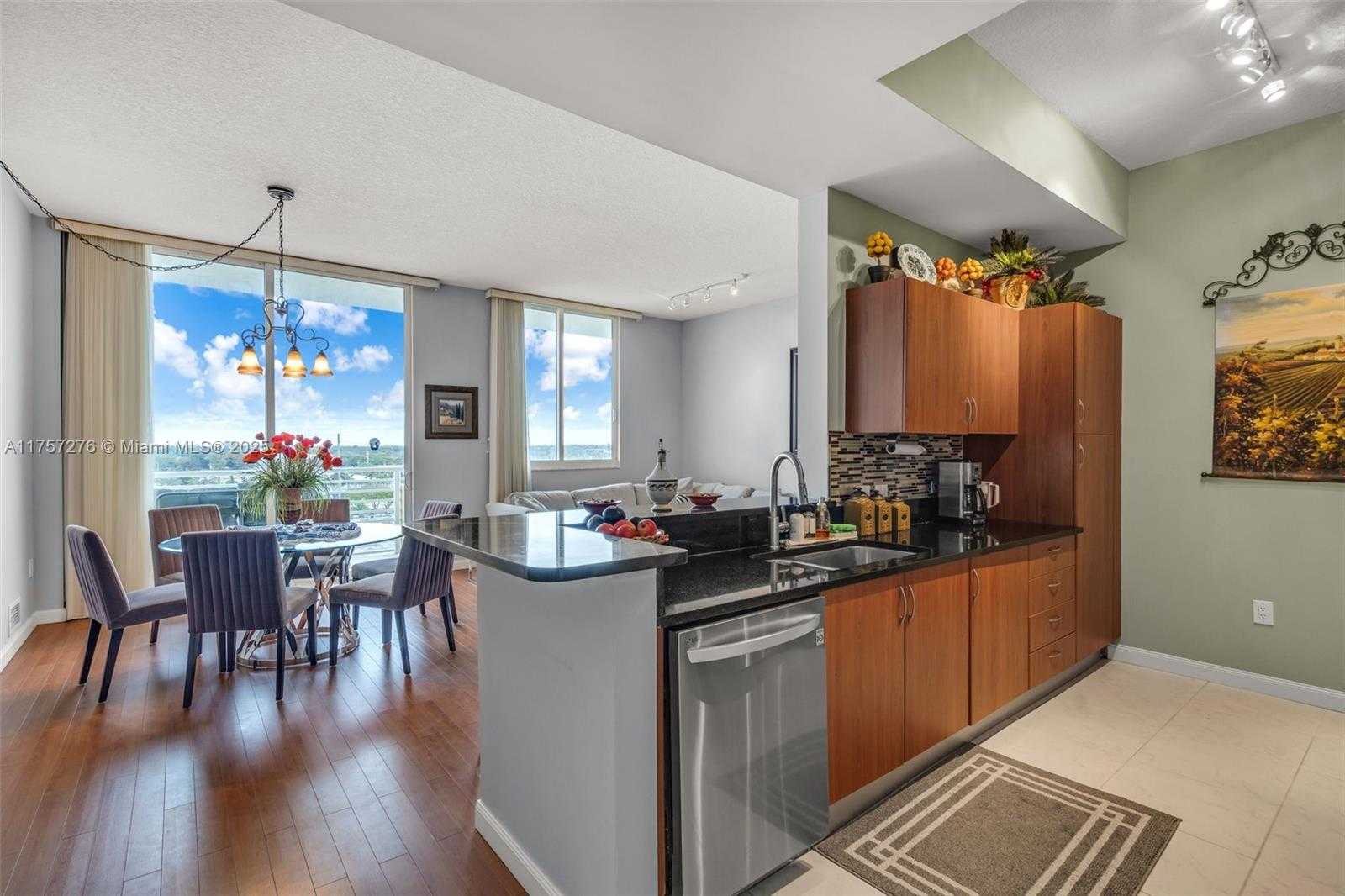 Small Image of 2775 NORTH EAST 187TH ST #PH6, Aventura Number 3