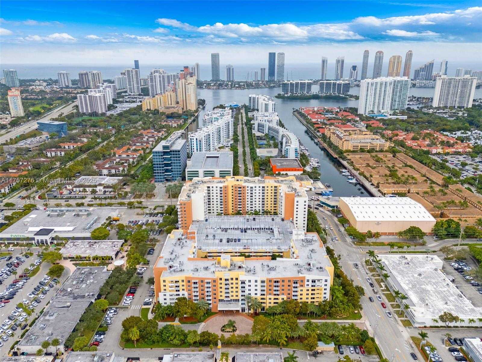 Small Image of 2775 NORTH EAST 187TH ST #PH6, Aventura Number 36