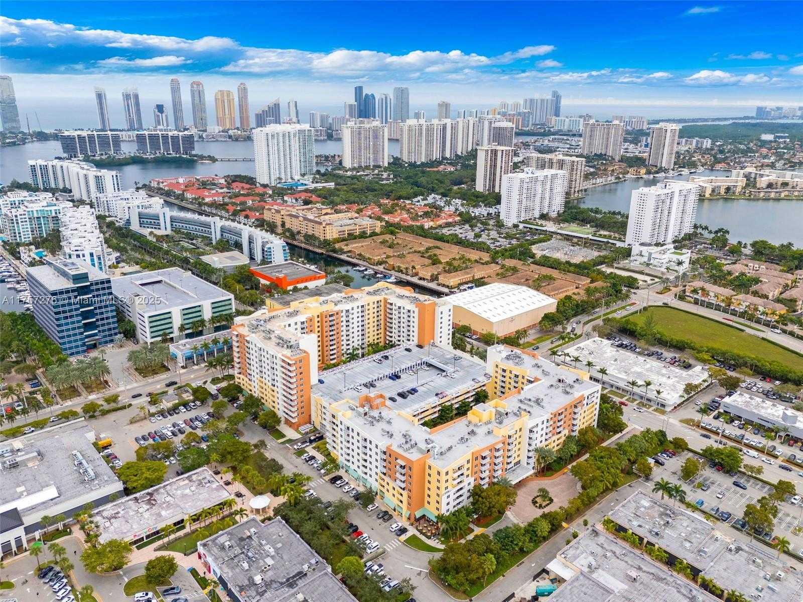Small Image of 2775 NORTH EAST 187TH ST #PH6, Aventura Number 41
