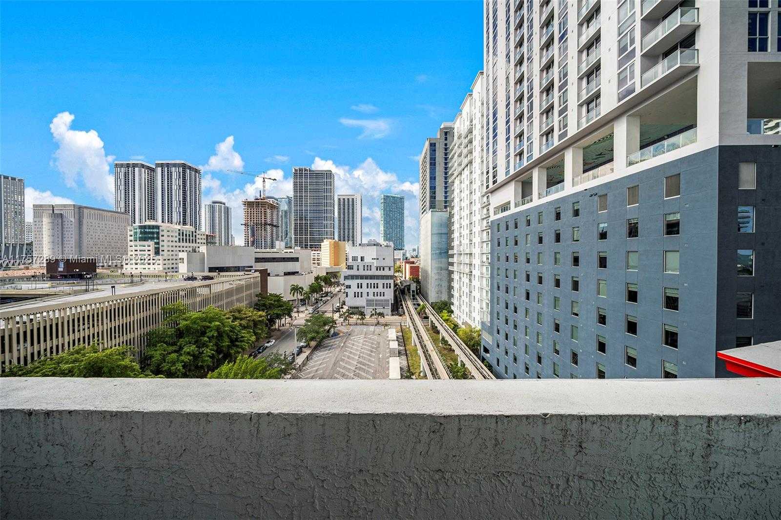 Small Image of 133 NORTH EAST 2ND AVE #909, Miami Number 10