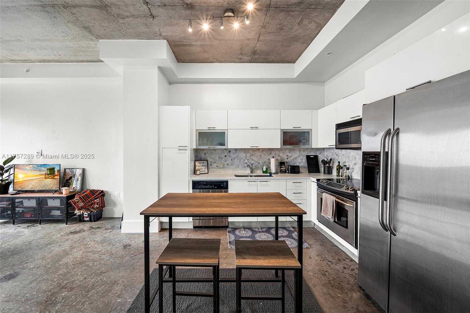 Small Image of 133 NORTH EAST 2ND AVE #909, Miami Number 2