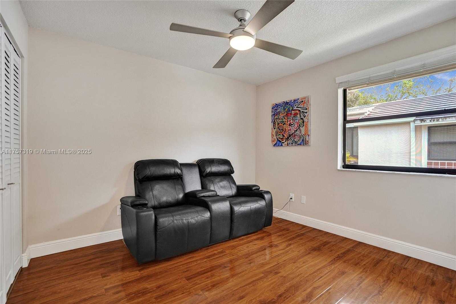 Small Image of 9850 NORTH WEST 3RD ST #4, Plantation Number 17