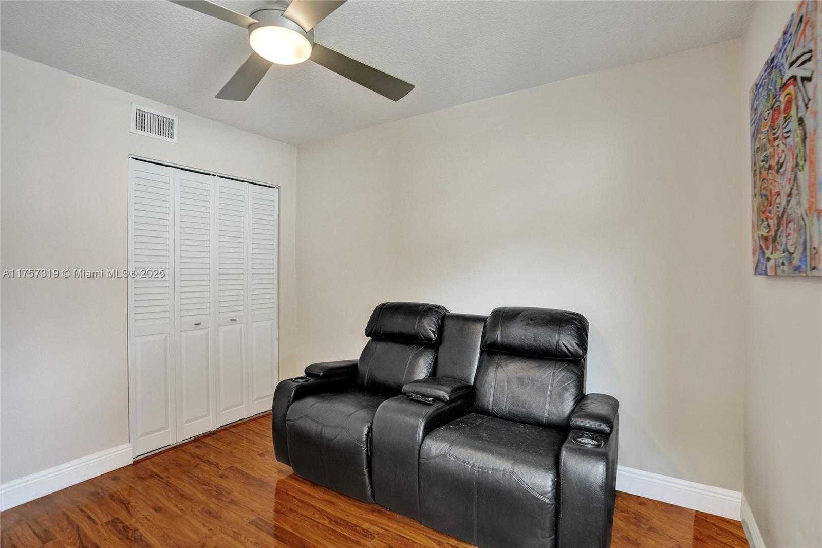 Small Image of 9850 NORTH WEST 3RD ST #4, Plantation Number 21