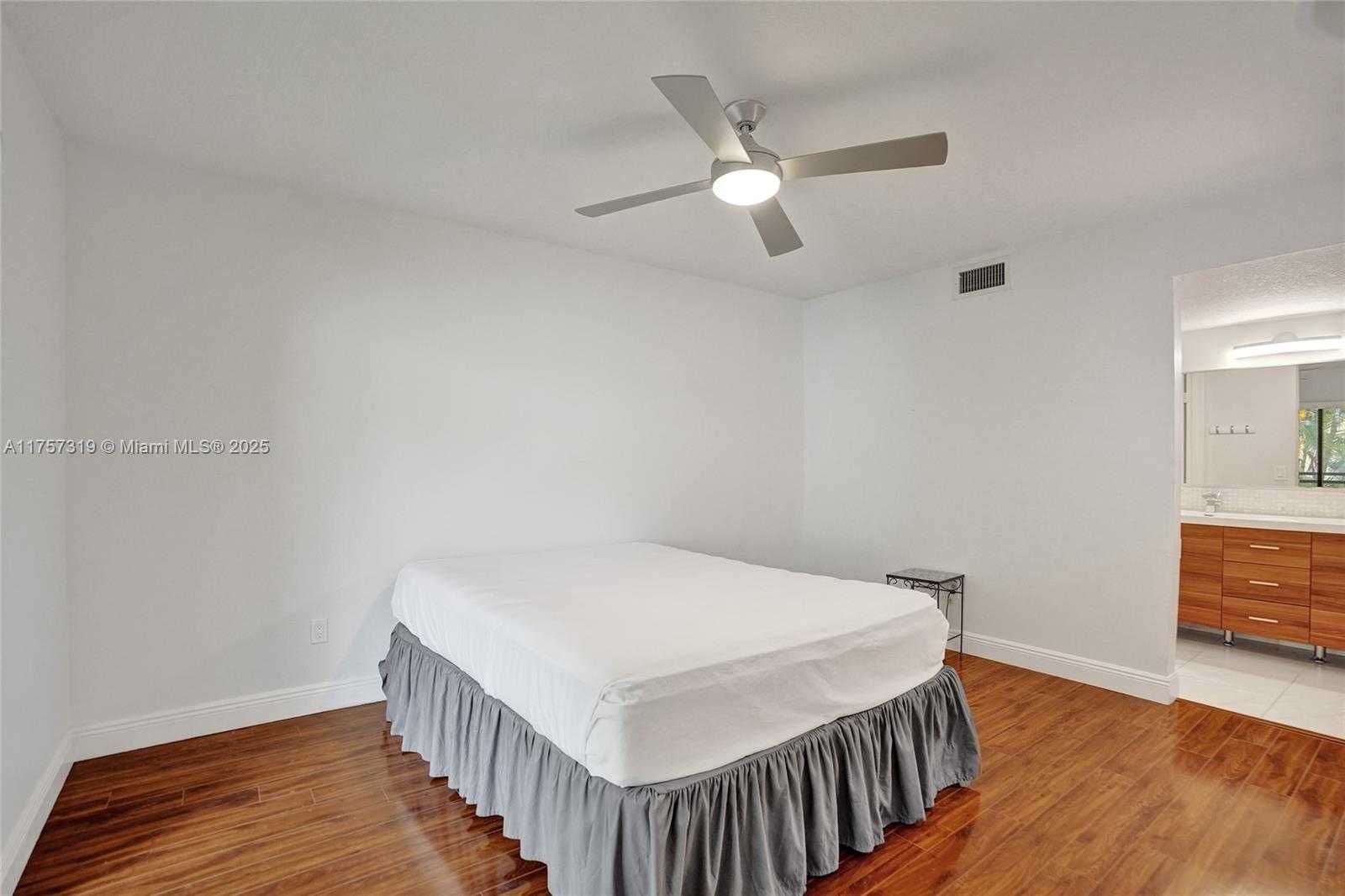 Small Image of 9850 NORTH WEST 3RD ST #4, Plantation Number 23