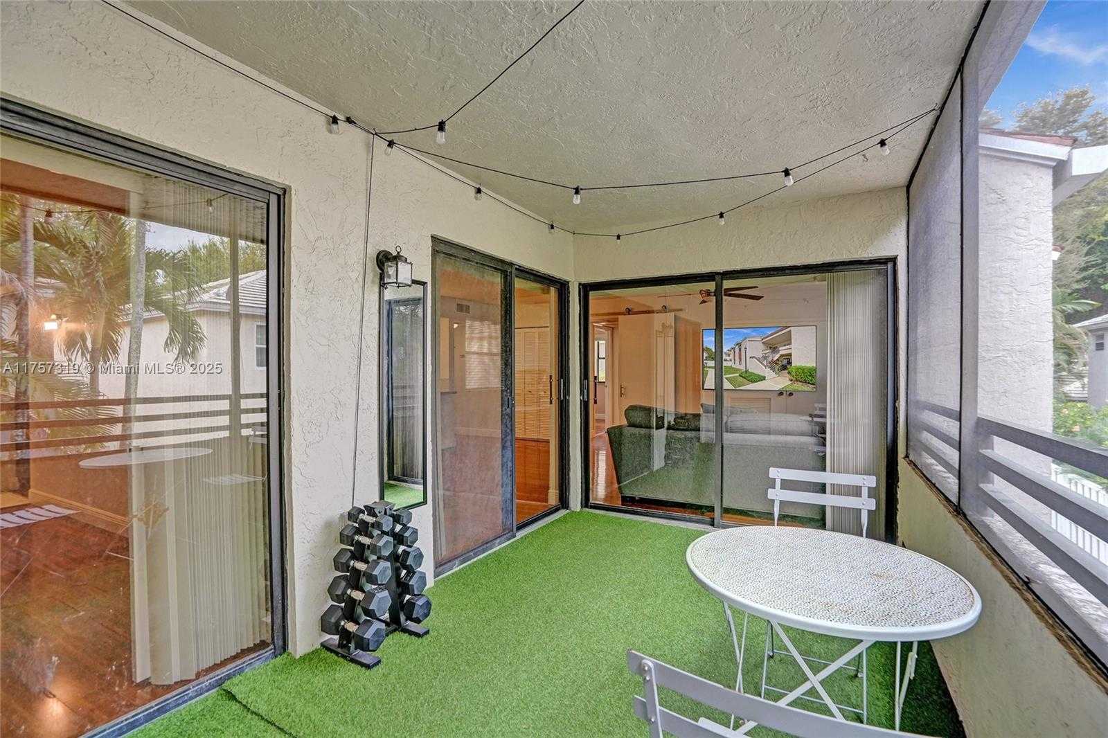 Small Image of 9850 NORTH WEST 3RD ST #4, Plantation Number 29
