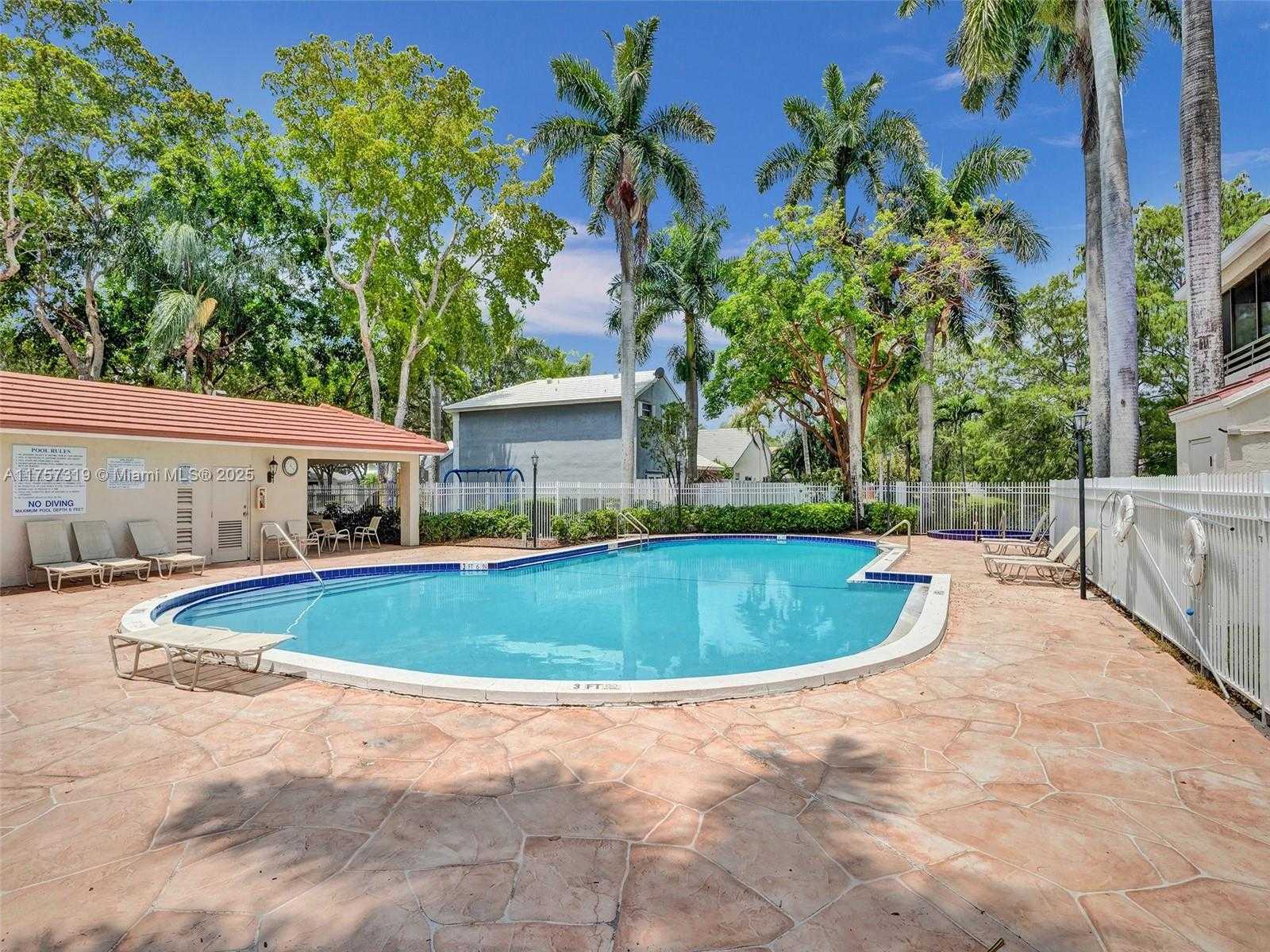Small Image of 9850 NORTH WEST 3RD ST #4, Plantation Number 31