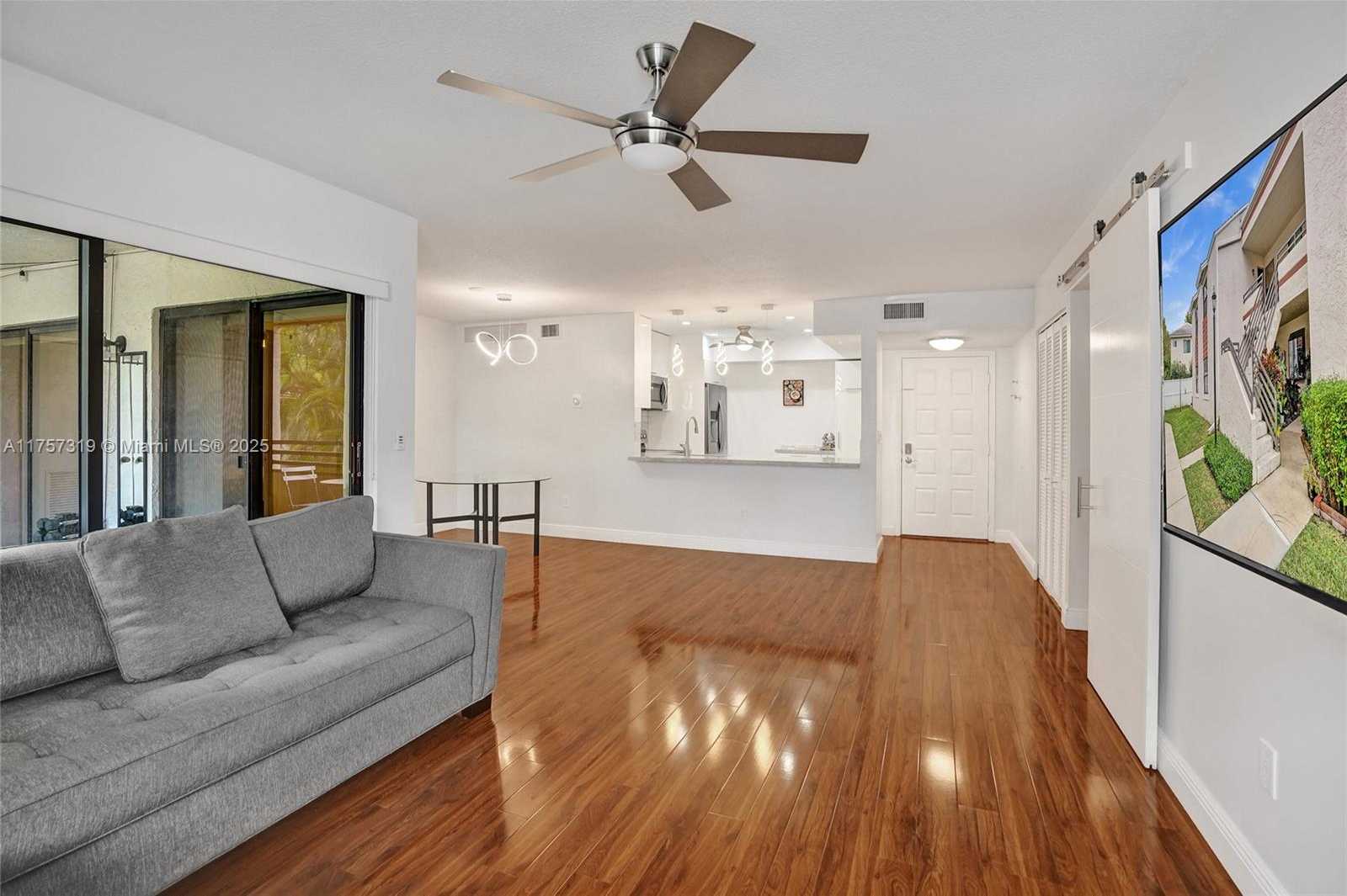 Small Image of 9850 NORTH WEST 3RD ST #4, Plantation Number 6