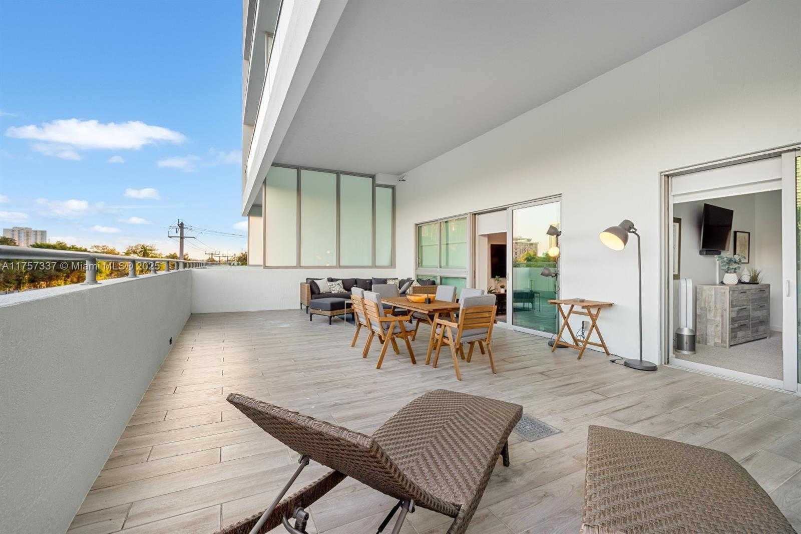 Small Image of 1600 SOUTH WEST 1ST AVE #307, Miami Number 18