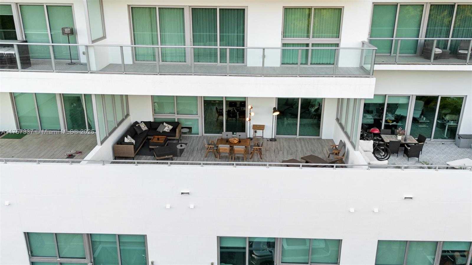 Small Image of 1600 SOUTH WEST 1ST AVE #307, Miami Number 35
