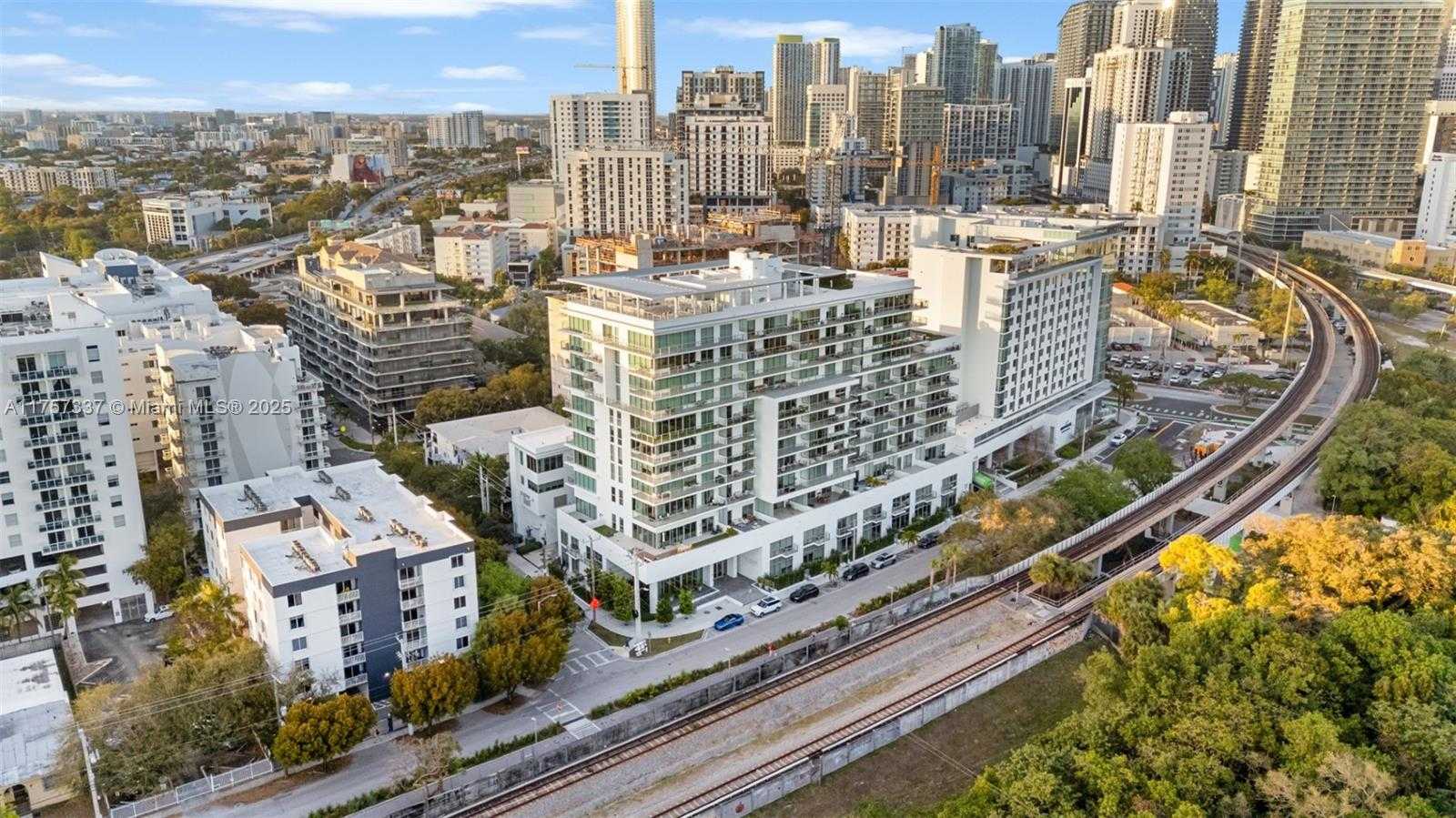 Small Image of 1600 SOUTH WEST 1ST AVE #307, Miami Number 37